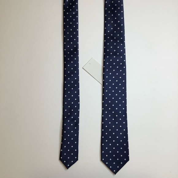 2/$30 TOMMY HILFIGER Navy/White Polka Dot Tie - Picture 4 of 11